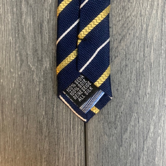CHARLES WAIN TIE - Picture 5 of 5